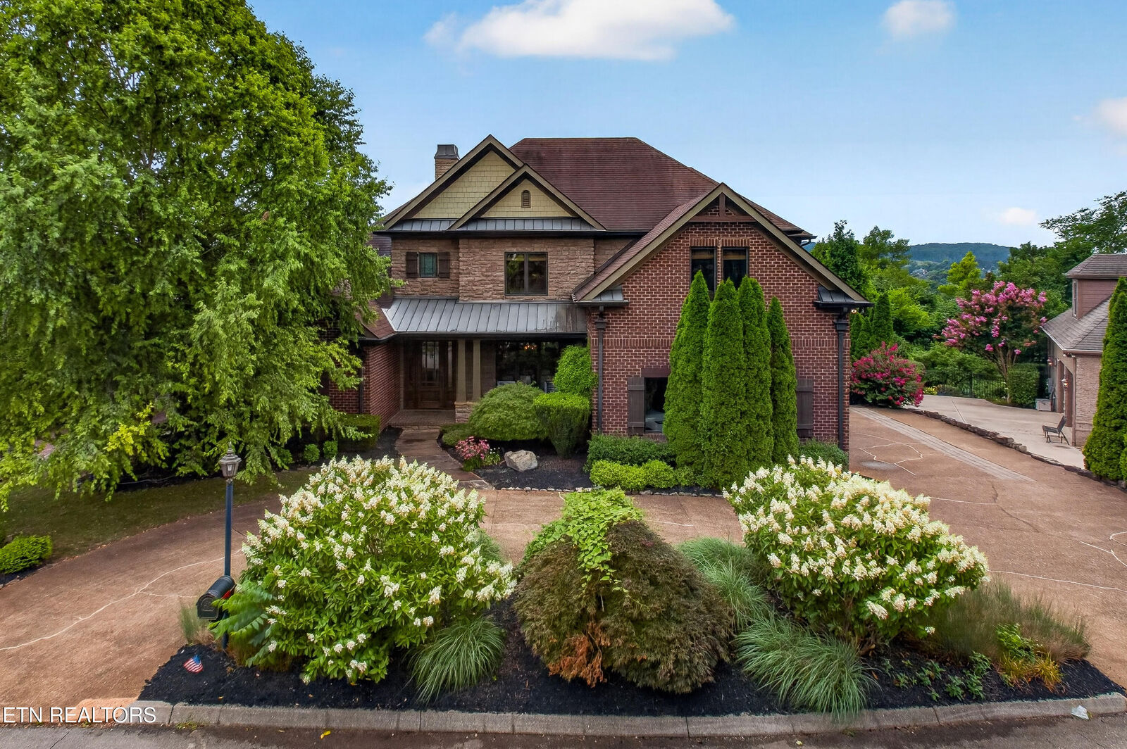 Property Photo: 12156 Monument Blvd TN 37922