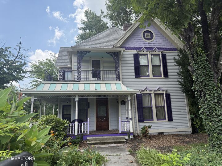 Property Photo: 1912 Washington Ave TN 37917