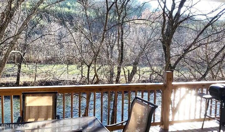 Property Photo: 126 Rafter Rd TN 37385