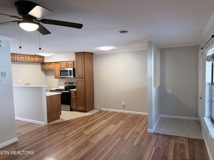 Property Photo: 4434 Townhouse Way TN 37921