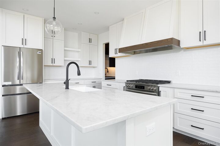 Property Photo: 6 Shadow Court NY 12590