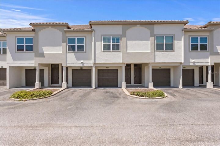 Property Photo: 1040 Normandy Trace Road FL 33602