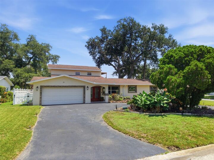 Property Photo: 701 58th Avenue S FL 33705