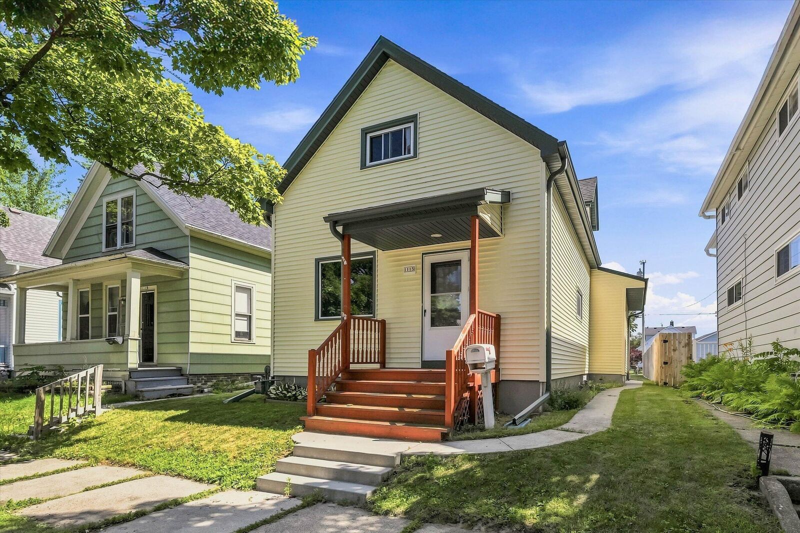 Property Photo: 1113 High Ave WI 53081
