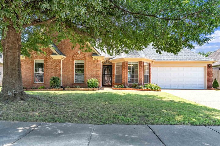 Property Photo: 11245 Cashmere Woods Dr TN 38002