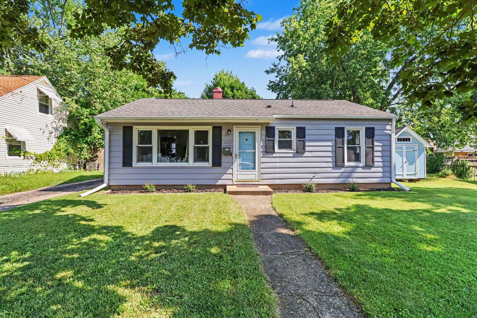 Property Photo:  2225 Southern Avenue  MI 49001 