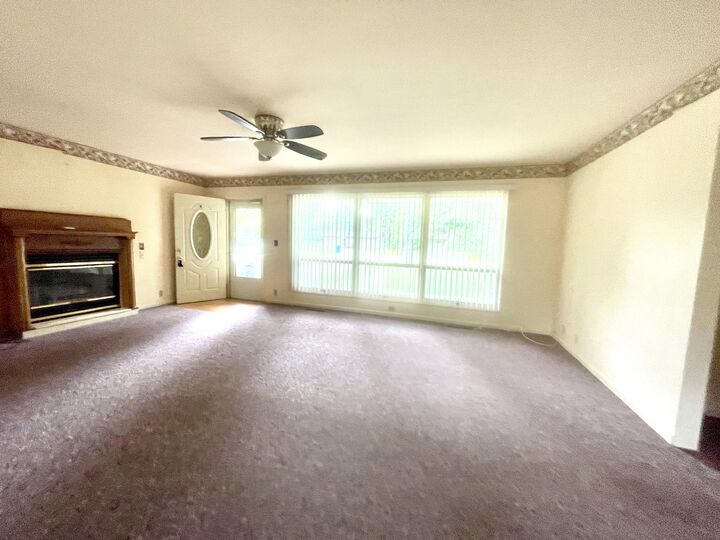 Property Photo:  1806 Barr Street  MI 49242 