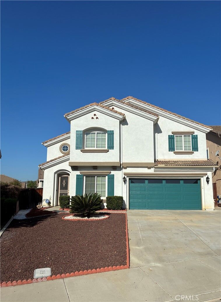 Property Photo: 23613 Black Oak CA 92562