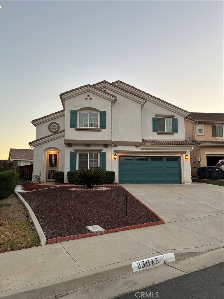 Property Photo: 23613 Black Oak CA 92562