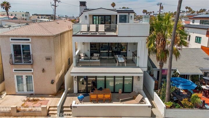 Property Photo:  115 41st Street  CA 92663 
