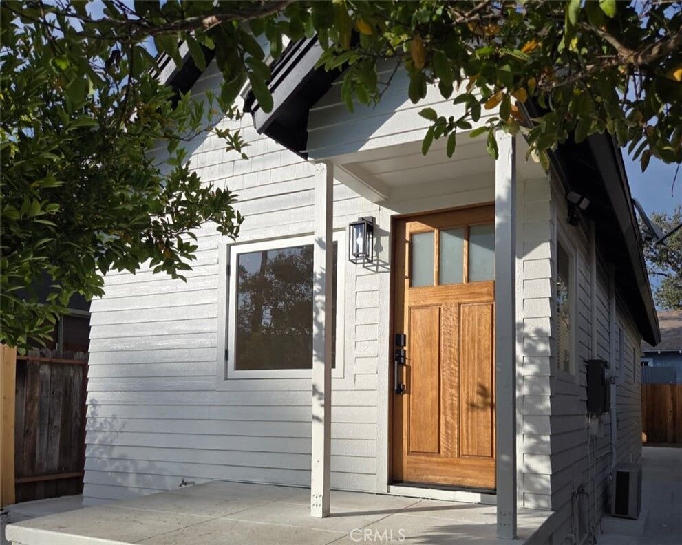 Property Photo:  227 N Avenue 60  CA 90042 