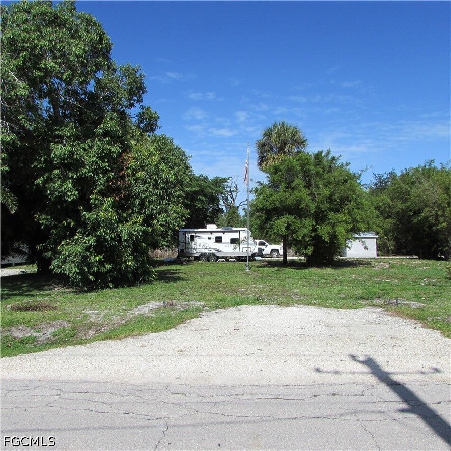 Property Photo: 16121 Tortuga Street FL 33922