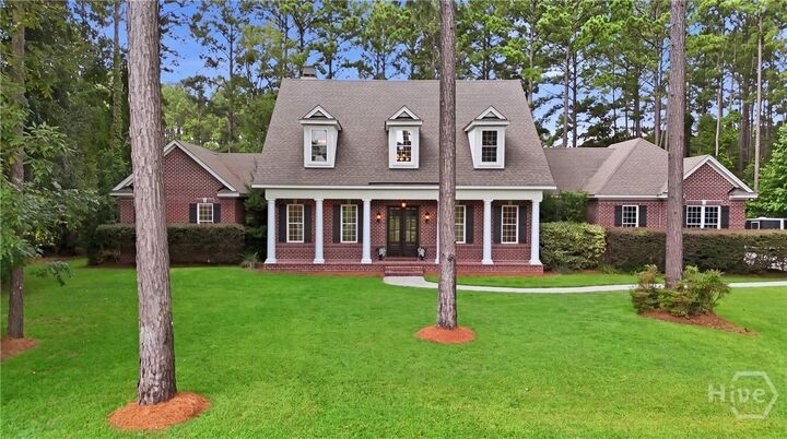 Property Photo:  190 Abercorn Lane  GA 31324 