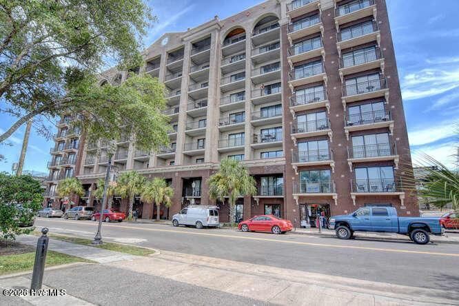 Property Photo:  106 N Water Street 202  NC 28401 