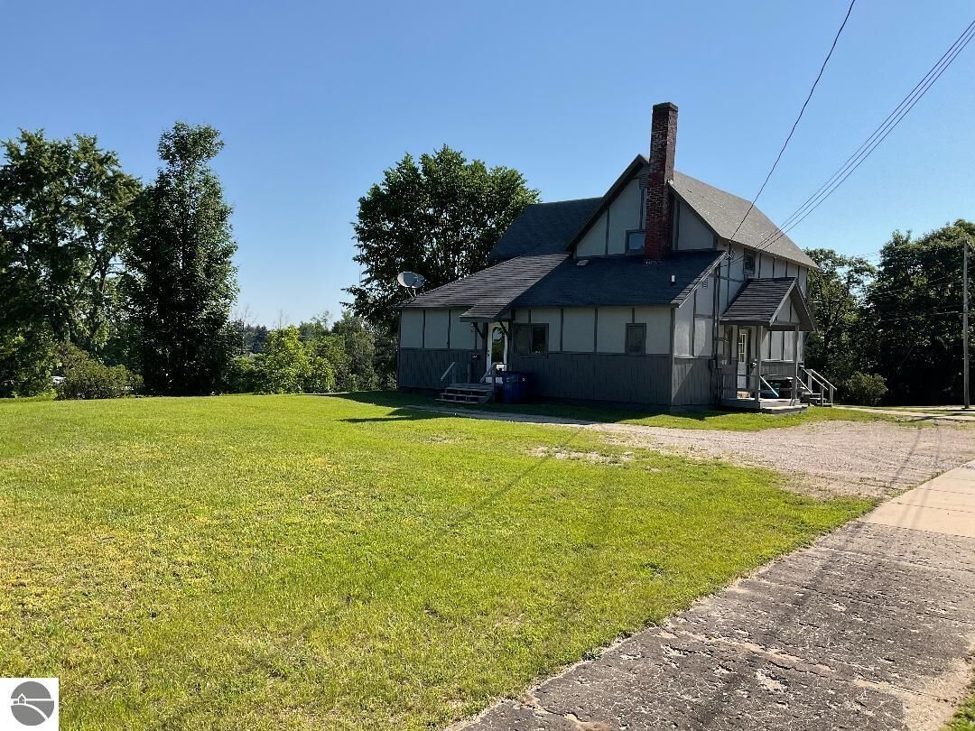 Property Photo:  1148 S Mitchell Street  MI 49601 