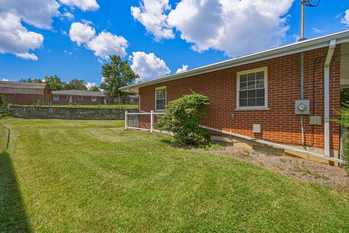 Property Photo: 517 Timberlake Avenue KY 41018