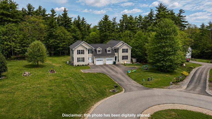 Property Photo: 14 Kettle Lane NH 03070
