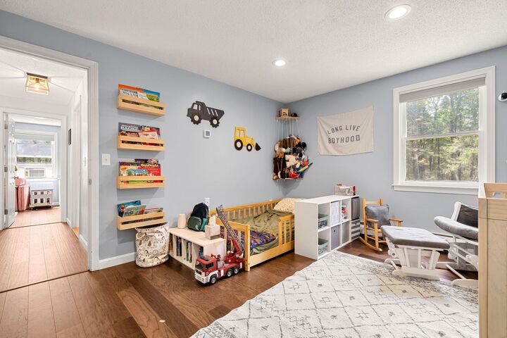 Property Photo: 19 Lincoln Drive NH 03290