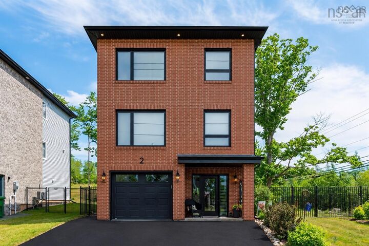 2 Owdis Avenue — photo 1