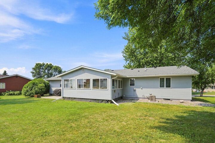 Property Photo:  551 6th Street E  MN 55342 