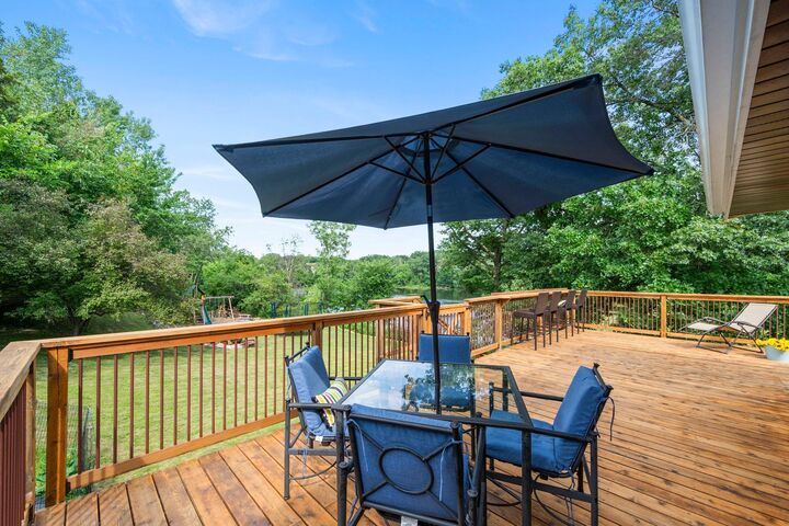 Property Photo:  4806 Shevlin Court  MN 55122 