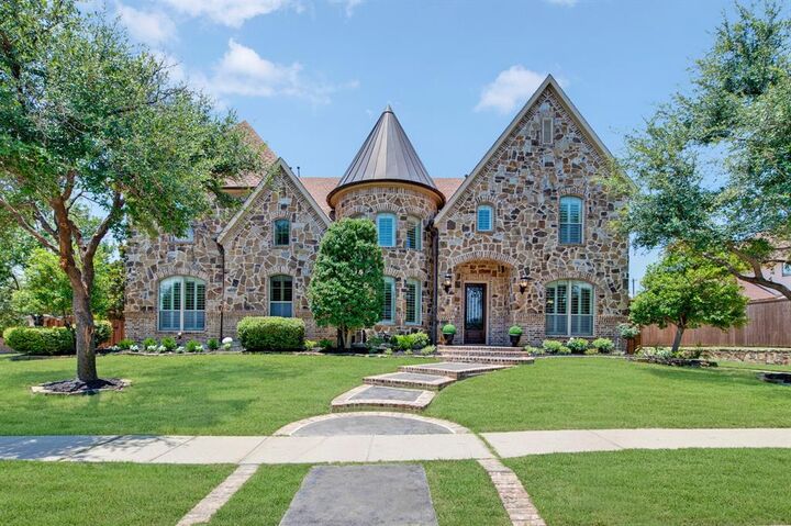 Property Photo:  5503 Summer Star Lane  TX 75036 