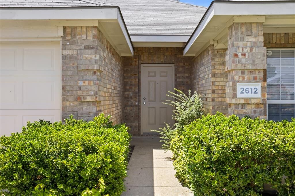 Property Photo:  2612 Spencer Circle  TX 75189 