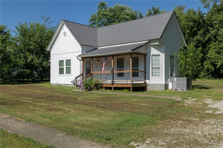 Property Photo:  409 Main Avenue  AR 72744 