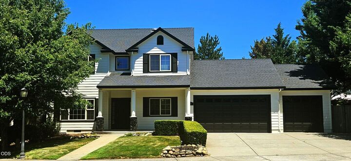 Property Photo:  241 Fieldbrook Court  OR 97504 