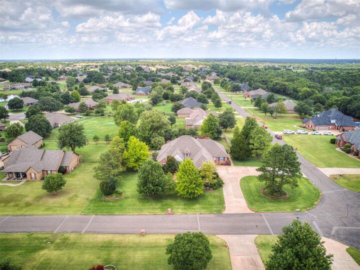 Property Photo:  1721 Graces Terrace  OK 73025 