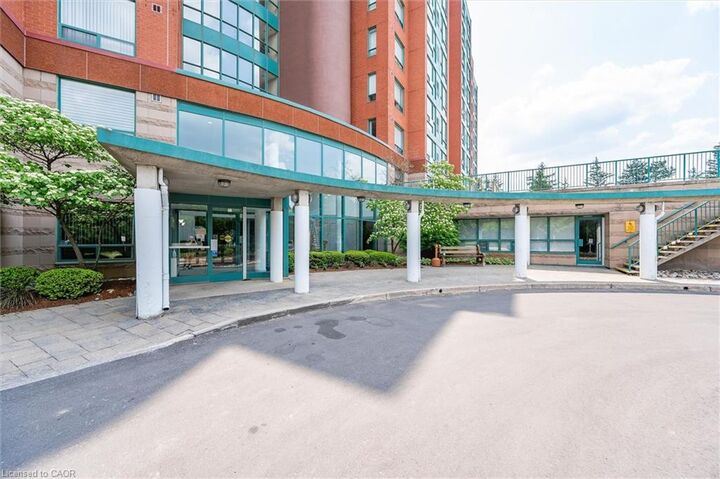 Property Photo: 55 Blue Springs Drive 514 ON N2J 4T3