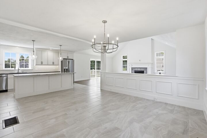 Property Photo: 169 Glenwood Rd MA 01543