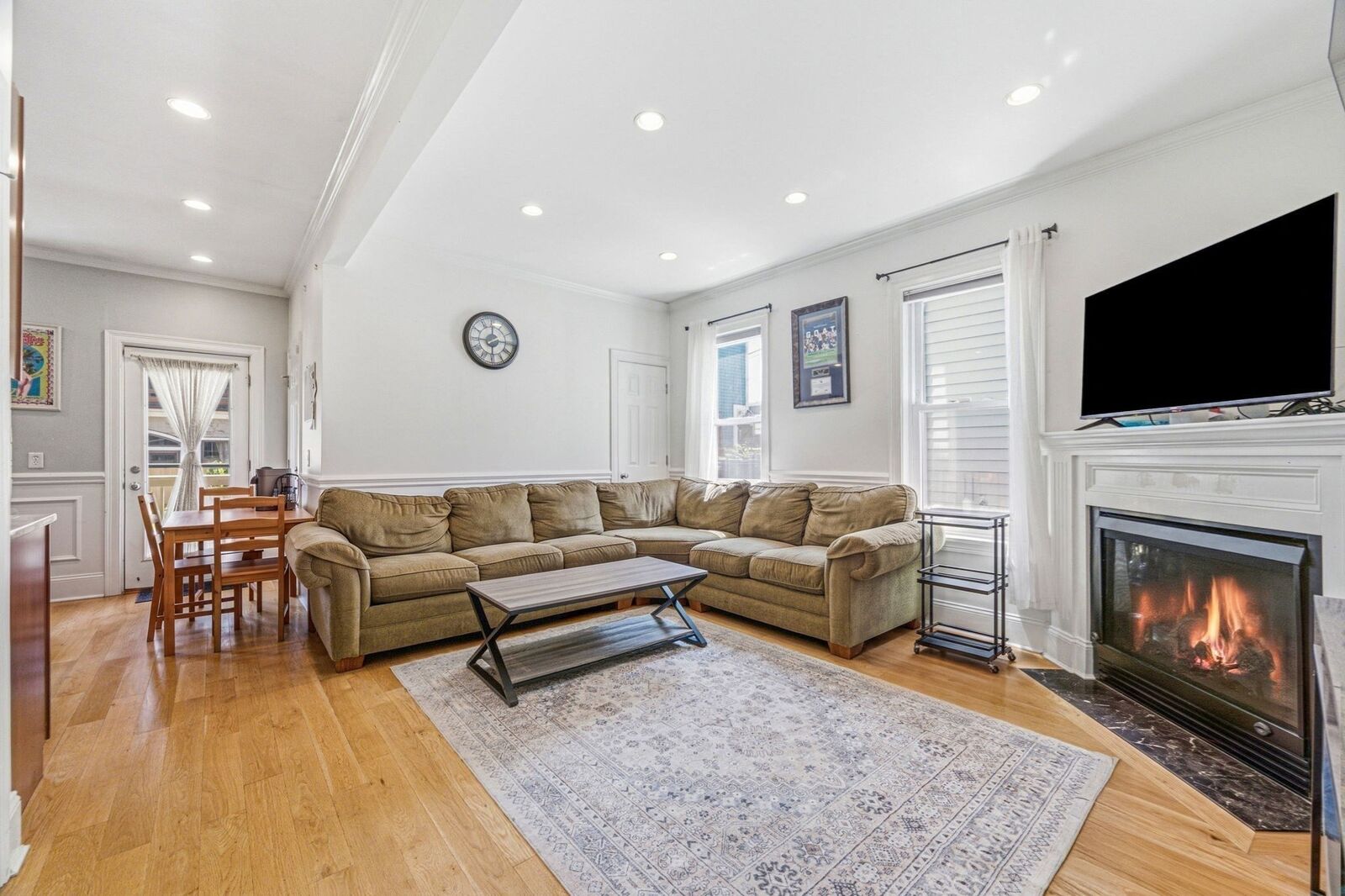 Property Photo:  693 East 7th Street 1  MA 02127 
