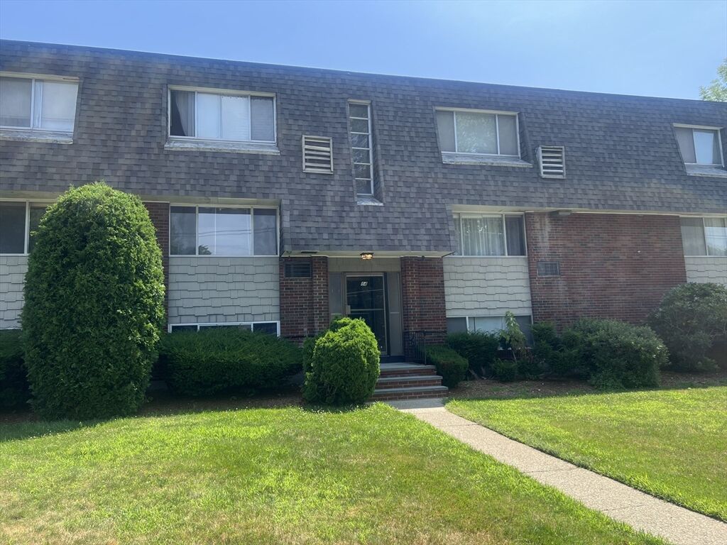 Property Photo:  84 Summer Ave 3  MA 02072 