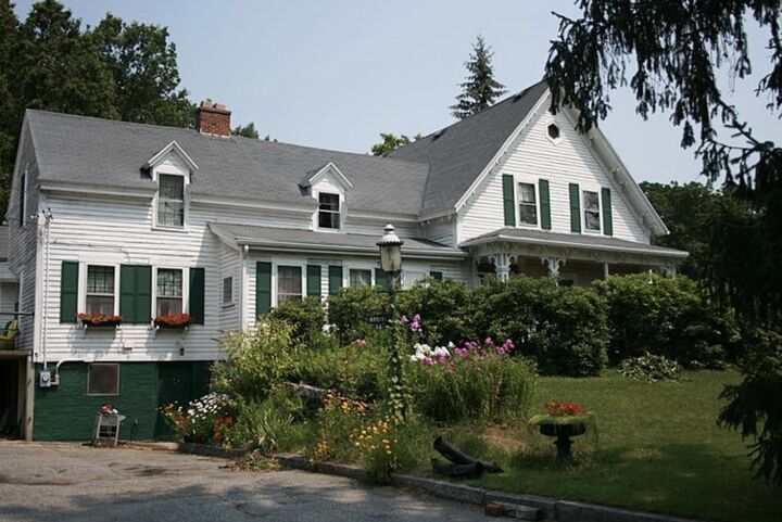 Property Photo:  12 Nelson Pl  MA 01605 