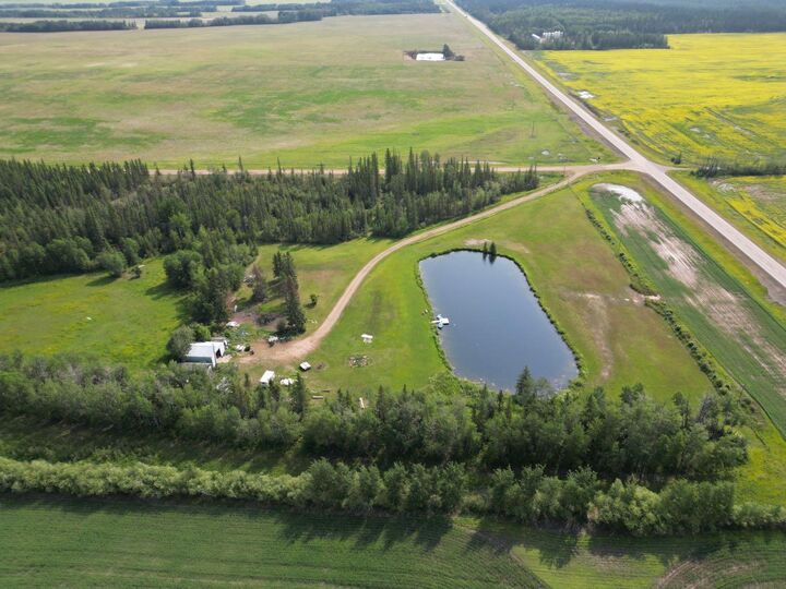 Property Photo: 110002 Hwy 58 AB T0H 1Z0
