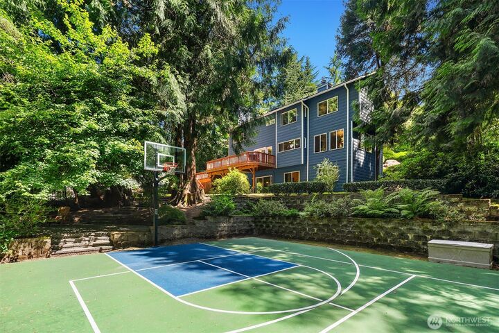 Property Photo: 3107 142nd Place NE WA 98007