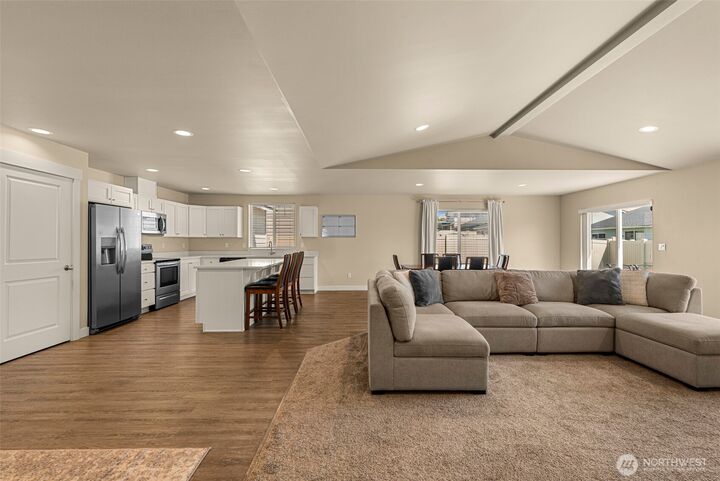 Property Photo:  165 S Mystical Avenue  WA 98802 