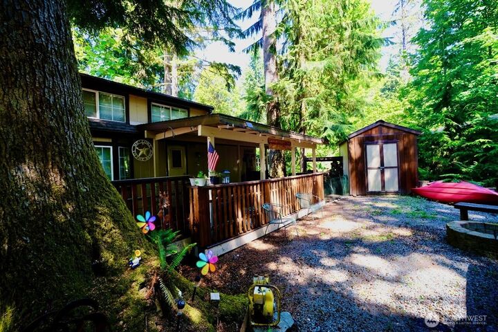Property Photo:  45057  Sikhs Trail  WA 98237 