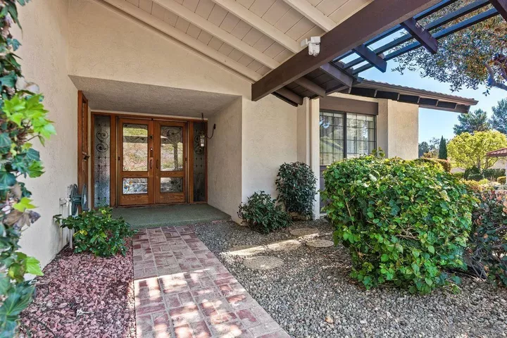 Property Photo:  12007 Bajada Rd  CA 92128 