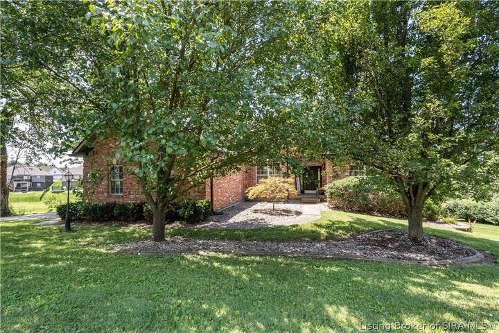 Property Photo:  6110 Mariners Trail  IN 47111 