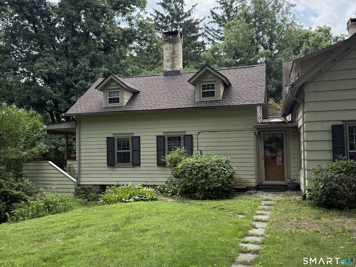 Property Photo:  252 B West Norwalk Road  CT 06850 