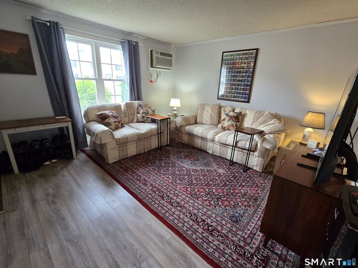 Property Photo:  400 North Main Street 24  CT 06040 