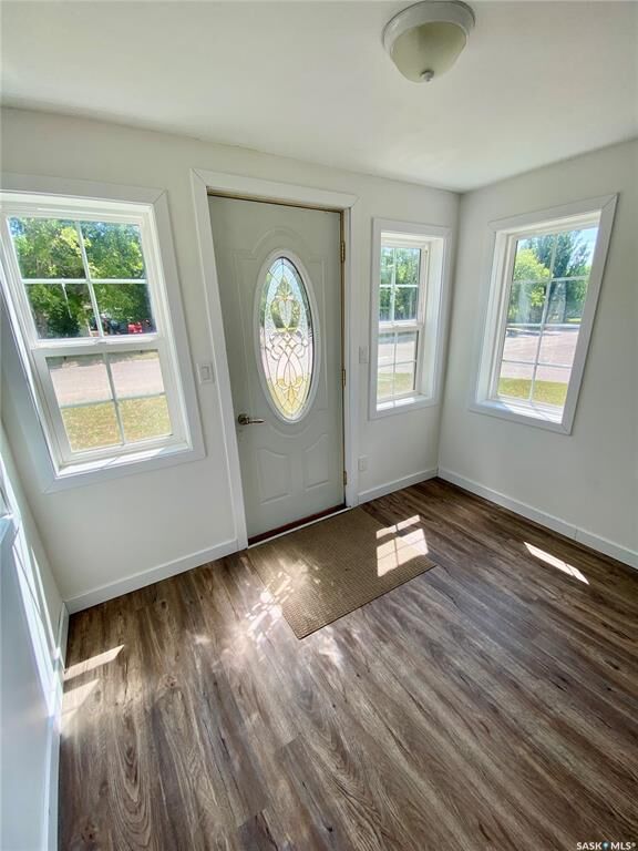 Property Photo:  120 3rd Street W  SK S0C 0S0 