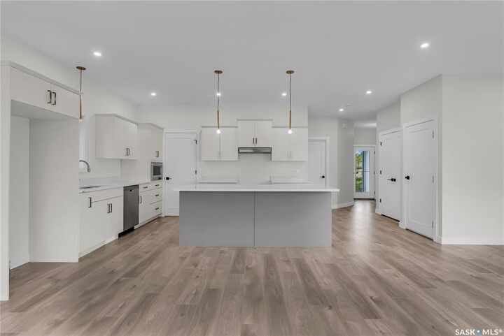 Property Photo:  119 Amisk Way  SK S7V 1W5 