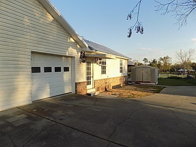 Property Photo:  6795 S County Road 33  AL 36312 