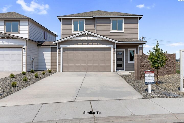 Property Photo:  7868 Grapevine Ct  WA 99353 