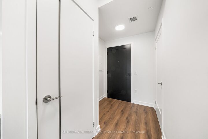 Photo de la propriété: 88 Bathurst Street 1113 ON M5V 0W8
