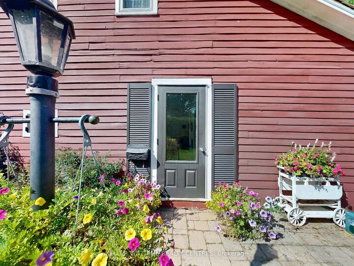Property Photo: 14 Colborne Street ON L3T 1Z6