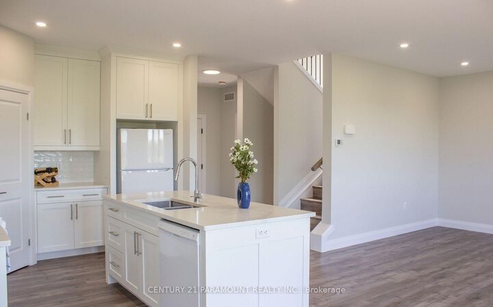 Property Photo: 103 Eagle Street On ON N8H 0G5